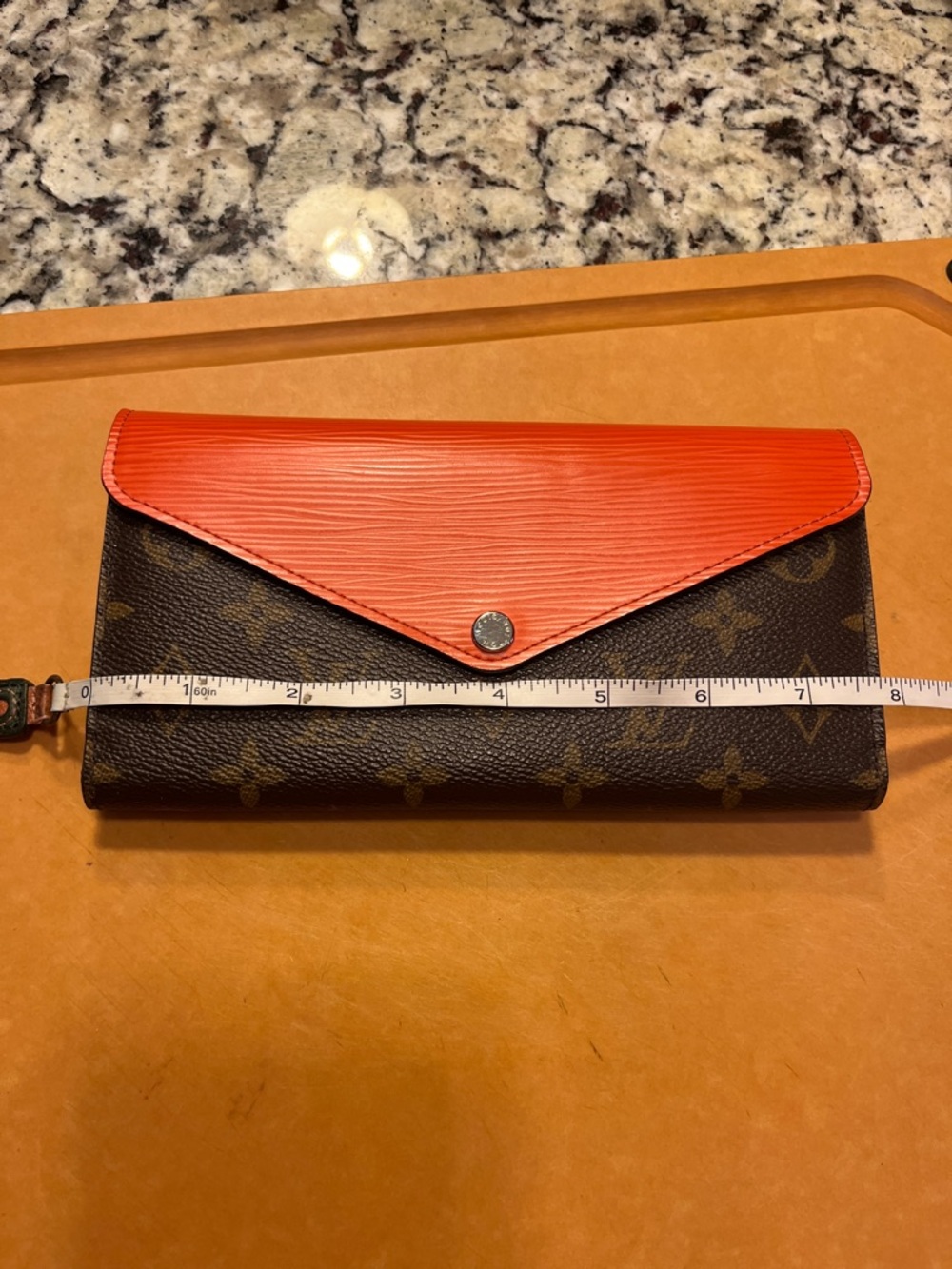 Louis Vuitton Monogram Canvas Wallet with Orange Epi Leather Flap - Picture 10 of 11